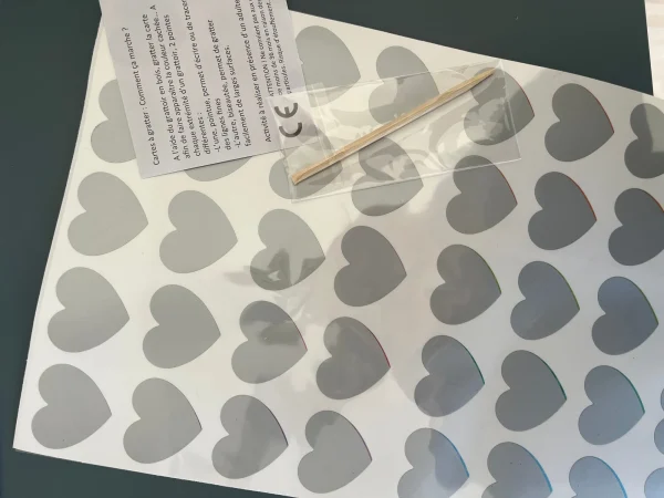 Gommette à gratter avec un message